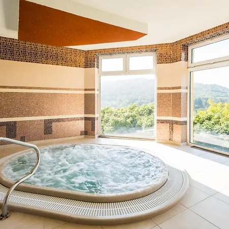 Lázeňský A Wellness Nivamare 4*